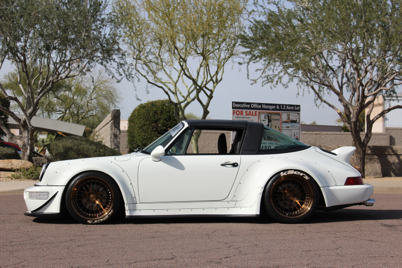 Illustration for article titled Here Is Your Chance To Buy A RWB 964 And Piss Off The Porsche Purists